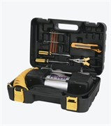 _Компрессор ТРЕК в кейсе-№803-двухцилиндровый-90 л/мин с ФОНАРЕМ+шином инструмент 8927